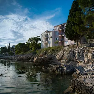  Apartman Lori