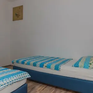  Apartman Maris